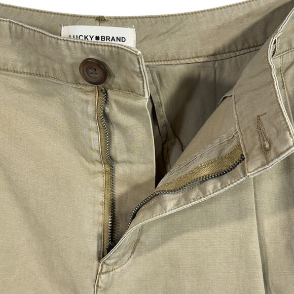 Lucky Brand SZ 14 Pleated Chino Shorts Hi-Rise Pockets Zip-Fly Tan Womens New - Picture 3 of 8
